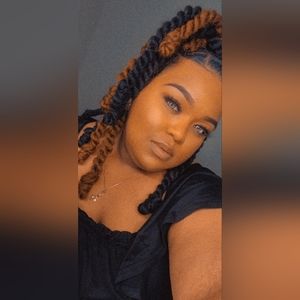 Meet your Posher, Bre